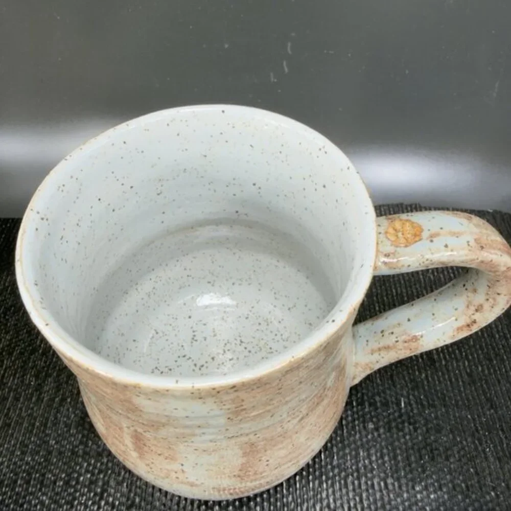 Vintage Hand Made USA Stoneware Pottery Coffee Mug Cup Artist Marked Speckled‎